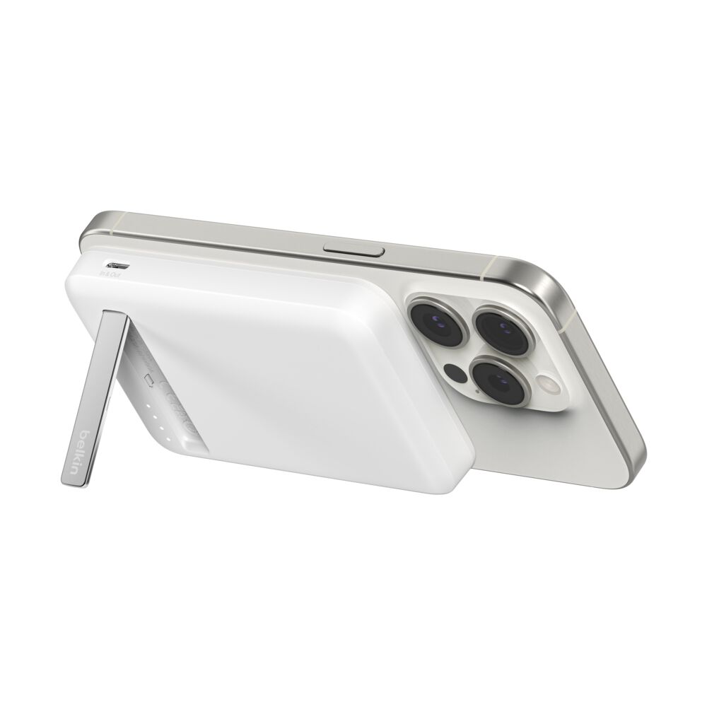 Belkin Magnetic Power Bank with Qi2 15W 5K - White - Image 8